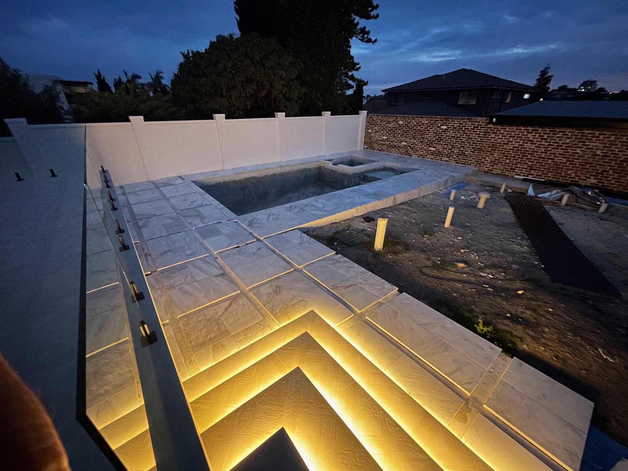Outdoor inground pool lighting
